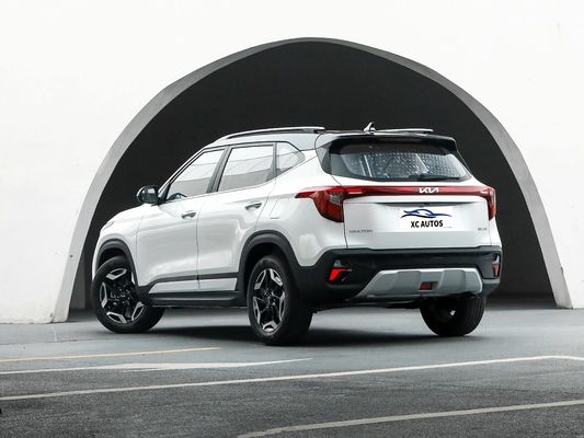 2022 Kia Seltos 2023 5 zitplaatsen benzine SUV Seltos Accessoires met 4385x1800x1650MM Grootte