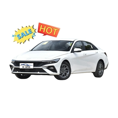 Hyundai Elantra N 2017 2019 Accessoires Auto met banden maat 225/45 R17 en 5 zitplaatsen