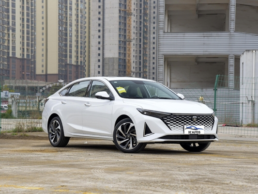 Changan Reaton Plus Benzine Sedan 1.5t Compact met 188 pk en 5 zitplaatsen
