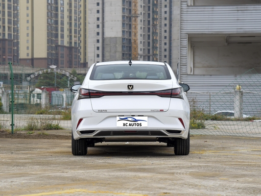 Changan Reaton Plus Benzine Sedan 1.5t Compact met 188 pk en 5 zitplaatsen