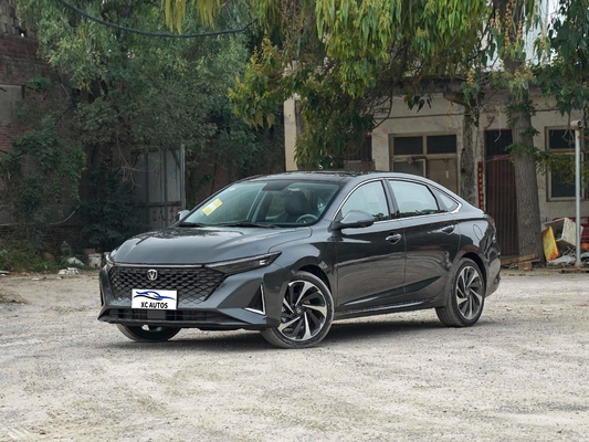 2023 Turbo 5 zitplaatsen Changan Yida Sedan ODM Sport Automatische goede staat ESC inbegrepen