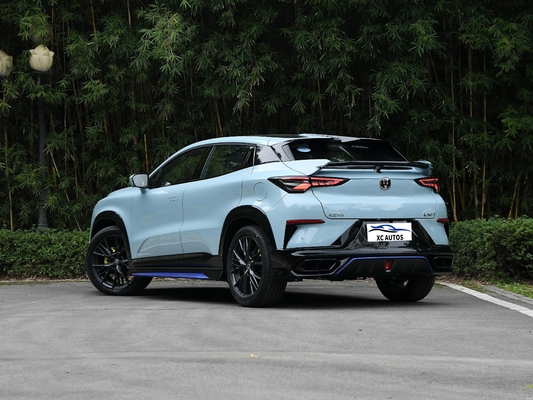 Changan UNI-T 1.5T Awd Gasoline SUV Auto met LED koplamp en wielbasis 2500-3000mm