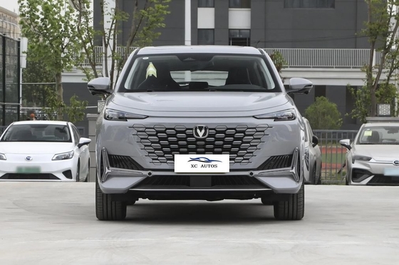2024 Uni-K Changan benzine Awd SUV auto met 5 deuren 5 zitplaatsen carrosserie structuur en ESC