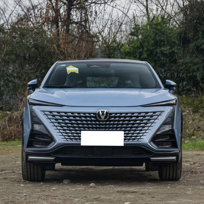 Changan 2023 UNI-K sedan met maximaal vermogen van 150-200p en voor 4 achter 4 radar
