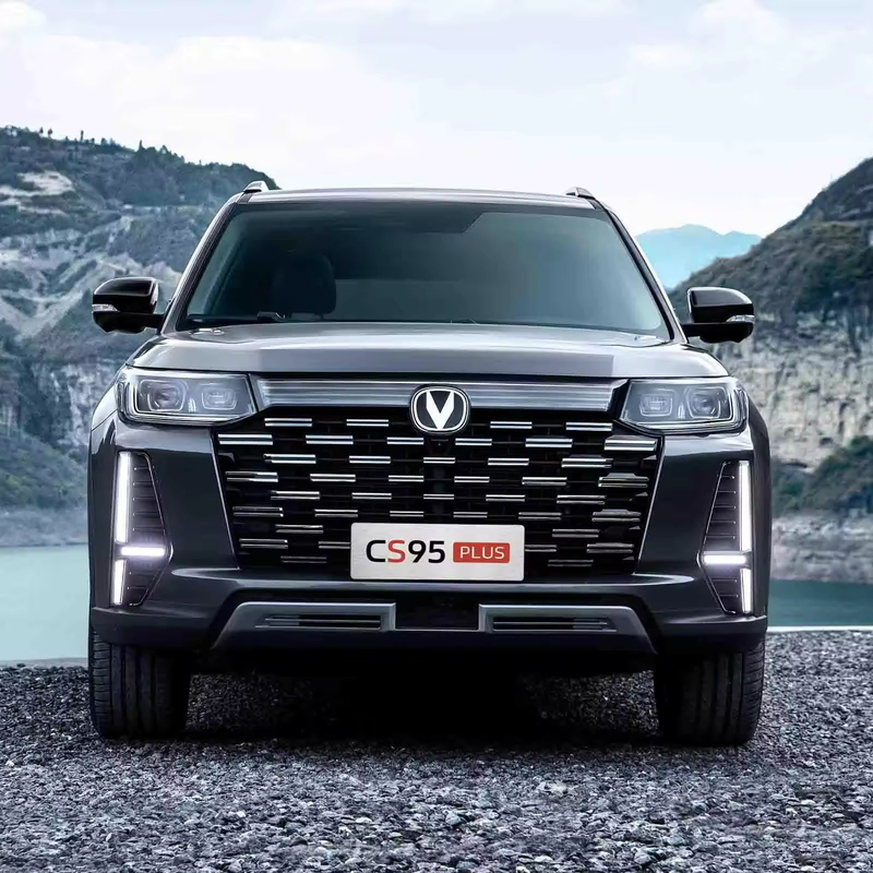Elektrisch stuursysteem Changan CS95 Plus 2,0t 7 zitplaatsen Benzine Auto SUV Benzine voertuig