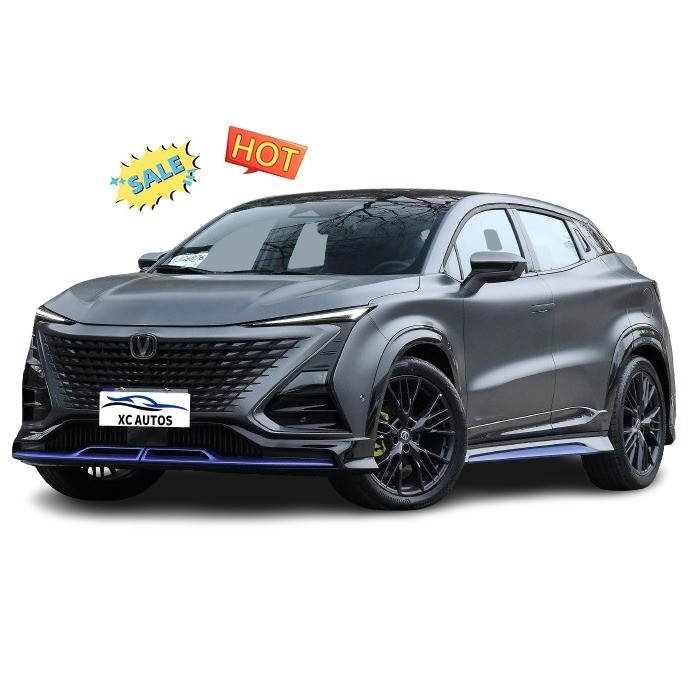 Changan Uni-T 1.5T 2.0T 188HP 138KW 300NM Gas/Benzin Compact SUV met Panorama Sunroof