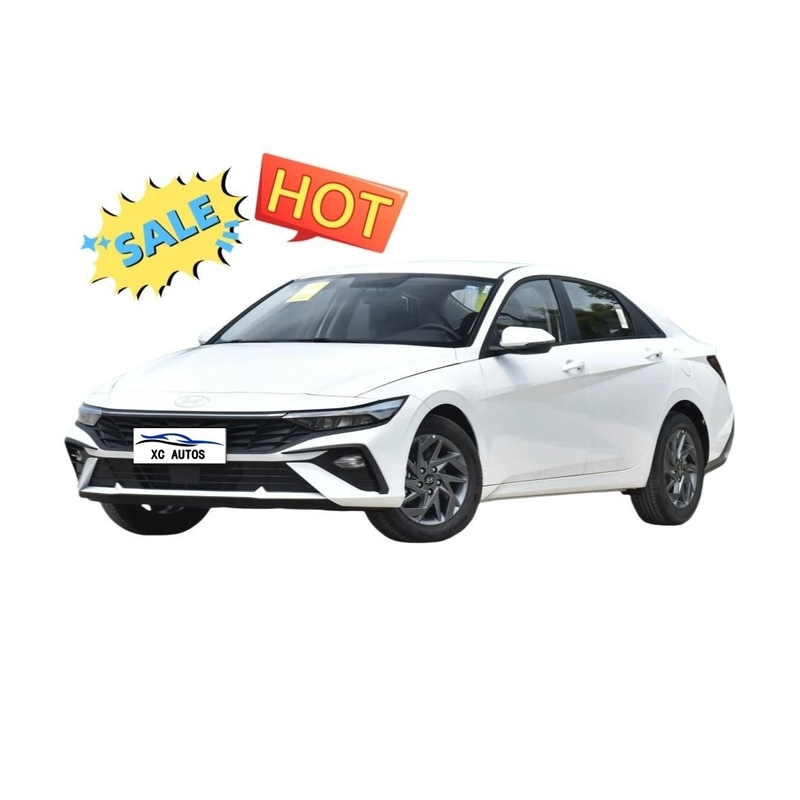 Hyundai Elantra N 2017 2019 Accessoires Auto met banden maat 225/45 R17 en 5 zitplaatsen
