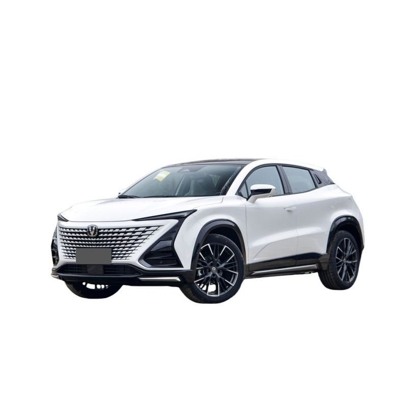 Changan Uni-t 1,5t Fwd benzinewagen met maximaal vermogen van 100-150p en 6 radars
