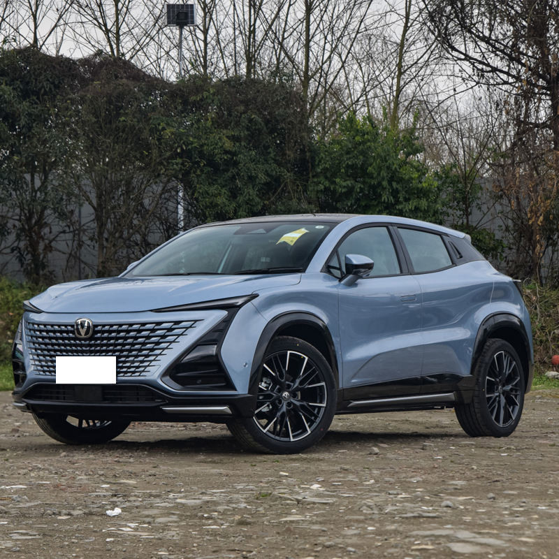 Changan 2023 UNI-K sedan met maximaal vermogen van 150-200p en voor 4 achter 4 radar