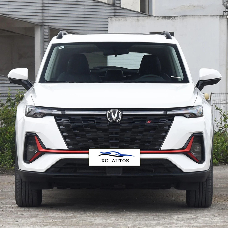 2023 Changan Cs35 Plus Awd SUV met 5 zitplaatsen en maximaal koppel van 200-300Nm